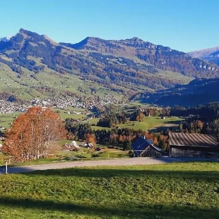 Apartman Gemuetliche Und Geraeumige *